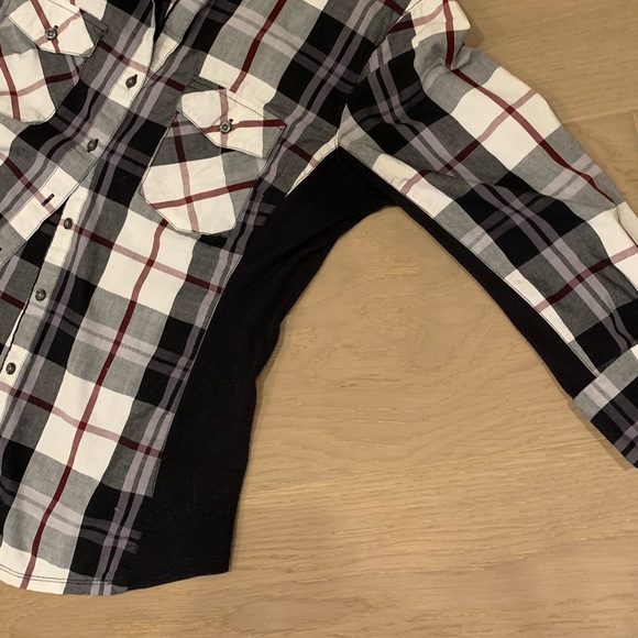 Zac and Rachel slimming flannel button top - Picture 5 of 6